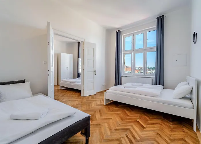Grand Old Town Apartment